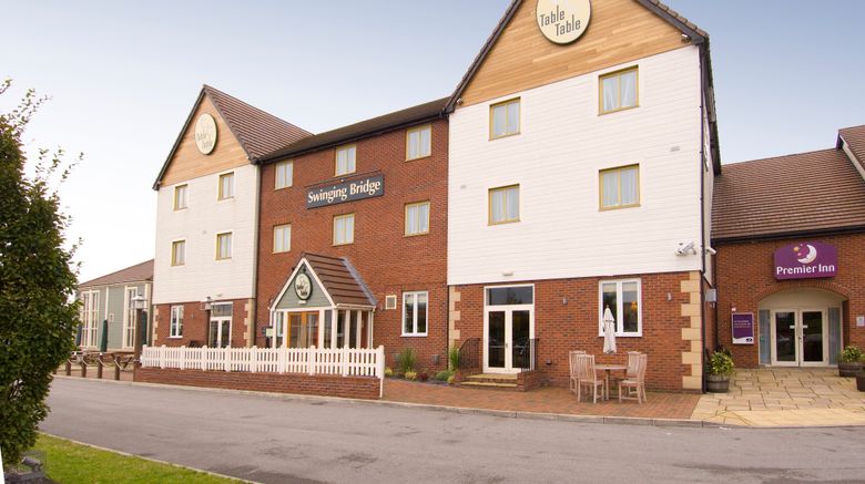 <b>Premier Inn Manchester Trafford Centre N Exterior</b>. Images powered by <a href="https://www.leonardoworldwide.com/" title="Leonardo Worldwide" target="_blank">Leonardo</a>.