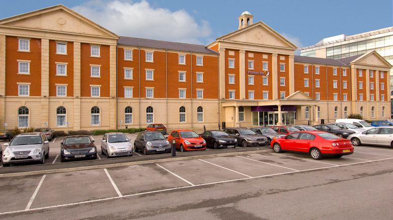 <b>Premier Inn Manchester Trafford Centre W Exterior</b>. Images powered by <a href="https://www.leonardoworldwide.com/" title="Leonardo Worldwide" target="_blank">Leonardo</a>.