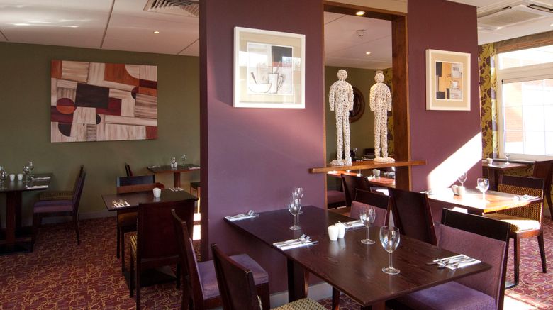 <b>Premier Inn Manchester Trafford Centre W Restaurant</b>. Images powered by <a href="https://www.leonardoworldwide.com/" title="Leonardo Worldwide" target="_blank">Leonardo</a>.