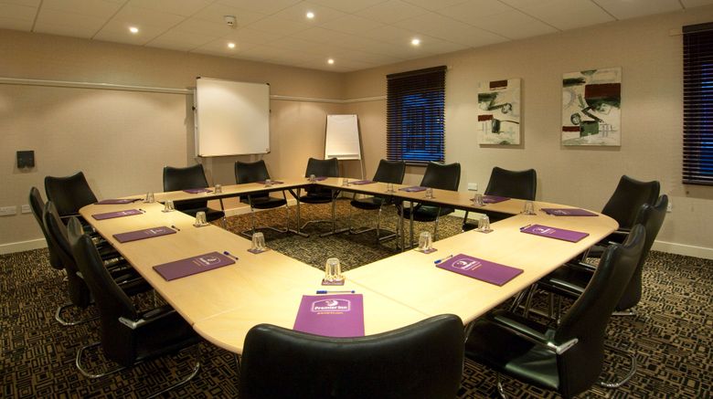<b>Premier Inn Manchester Trafford Centre W Meeting</b>. Images powered by <a href="https://www.leonardoworldwide.com/" title="Leonardo Worldwide" target="_blank">Leonardo</a>.