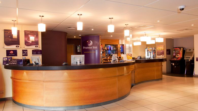 <b>Premier Inn Manchester Trafford Centre W Lobby</b>. Images powered by <a href="https://www.leonardoworldwide.com/" title="Leonardo Worldwide" target="_blank">Leonardo</a>.