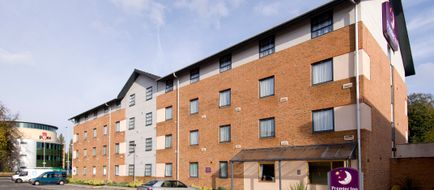 Premier Inn Manchester (West Didsbury) Exterior
