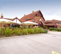 Premier Inn Mansfield Exterior