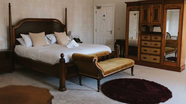 Healing Manor Hotel Suite