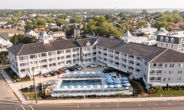 Sandpiper Beach Club
