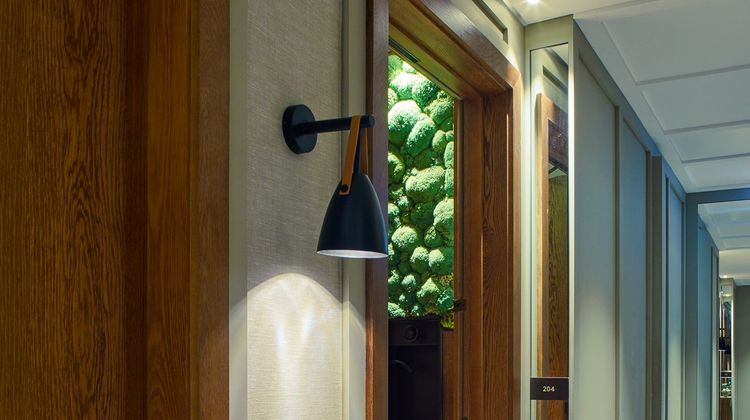 1 Hotel Mayfair Lobby