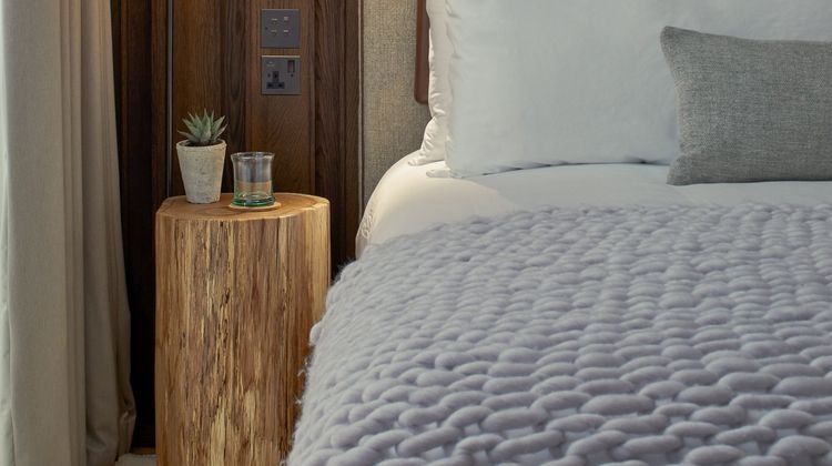1 Hotel Mayfair Suite