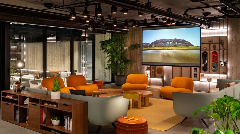 <b>Bay View Suites Lobby</b>. Images powered by <a href="https://www.leonardoworldwide.com/" title="Leonardo Worldwide" target="_blank">Leonardo</a>.