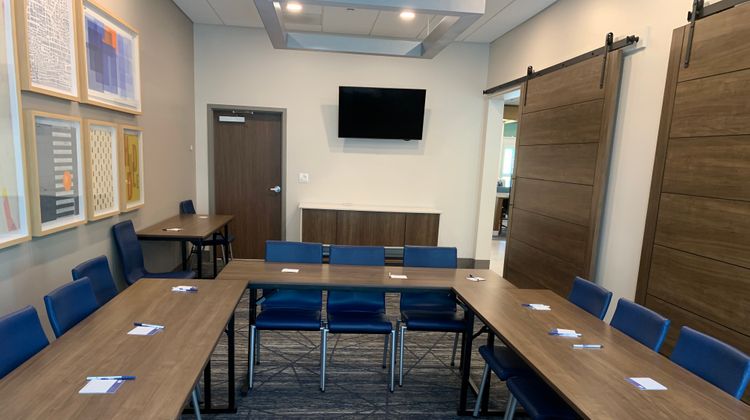 Holiday Inn Express White Marsh Meeting