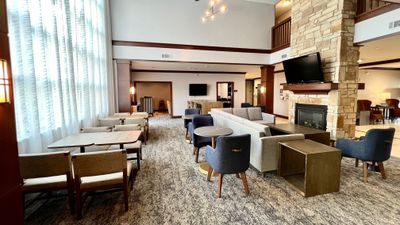 Staybridge Suites West-Oconomowoc