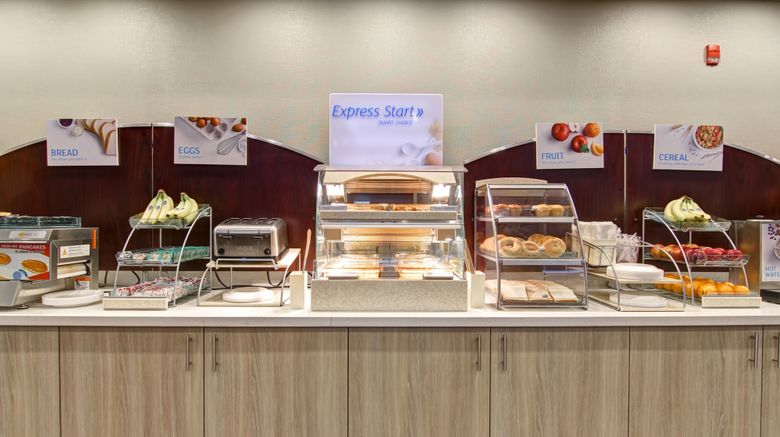 <b>Holiday Inn Express & Suites Oshawa Restaurant</b>. Images powered by <a href="https://www.leonardoworldwide.com/" title="Leonardo Worldwide" target="_blank">Leonardo</a>.