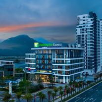 Holiday Inn Express Jiangmen Yinhu Bay
