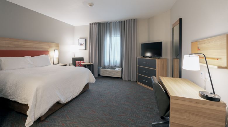 <b>Candlewood Suites Merrillville Room</b>. Images powered by <a href="https://www.leonardoworldwide.com/" title="Leonardo Worldwide" target="_blank">Leonardo</a>.