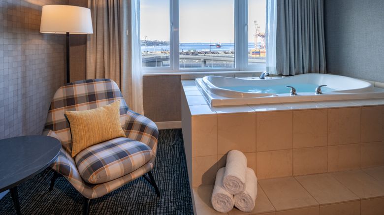 <b>Silver Cloud Hotel Stadium Room</b>. Images powered by <a href="https://www.leonardoworldwide.com/" title="Leonardo Worldwide" target="_blank">Leonardo</a>.
