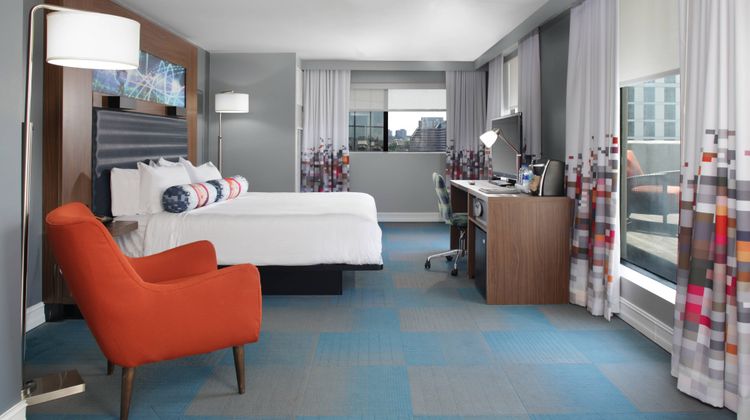 Aloft Nashville West End Suite
