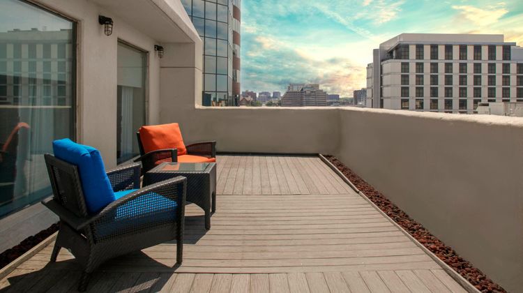 Aloft Nashville West End Suite