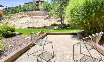 Sundial Lodge