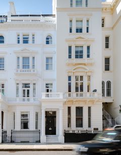 No 2 Queensberry Place by Stayo