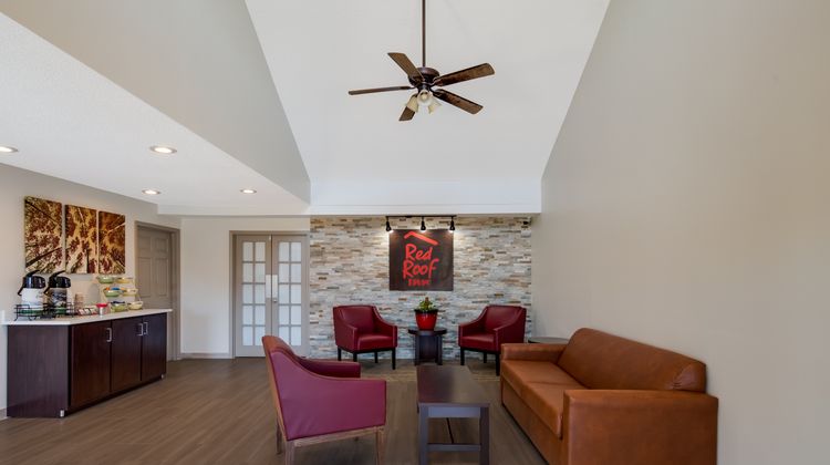Red Roof Inn Jasper Lobby