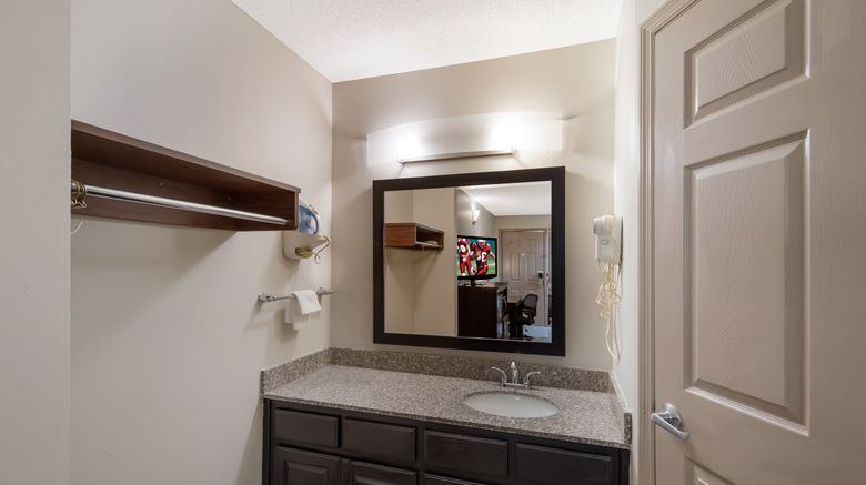 <b>Red Roof Inn Jasper Room</b>. Images powered by <a href="https://www.leonardoworldwide.com/" title="Leonardo Worldwide" target="_blank">Leonardo</a>.