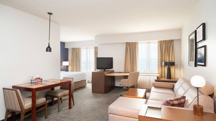 Residence Inn by Marriott Suite