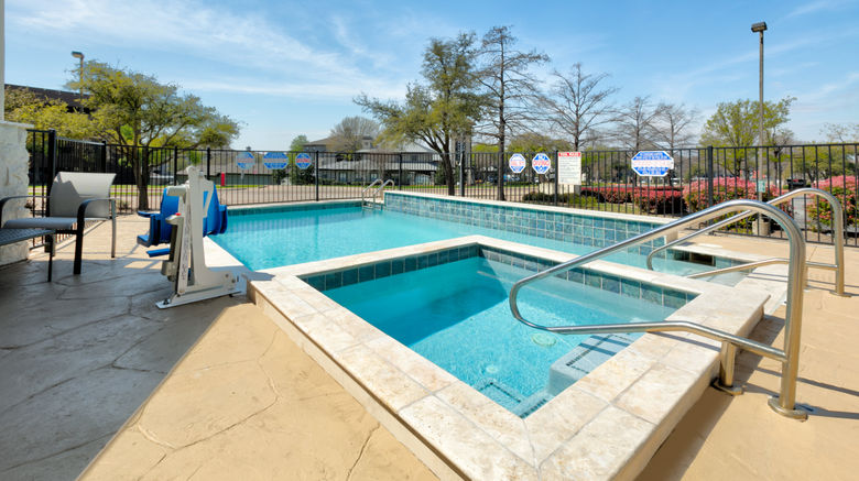 <b>Holiday Inn Express Hotel & Suites Pool</b>. Images powered by <a href="https://www.leonardoworldwide.com/" title="Leonardo Worldwide" target="_blank">Leonardo</a>.