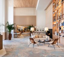 Marriott Riviera la Porte de Monaco Lobby