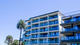 La Jolla Cove Suites Exterior