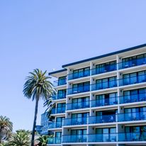 La Jolla Cove Suites