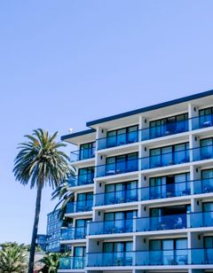 La Jolla Cove Suites