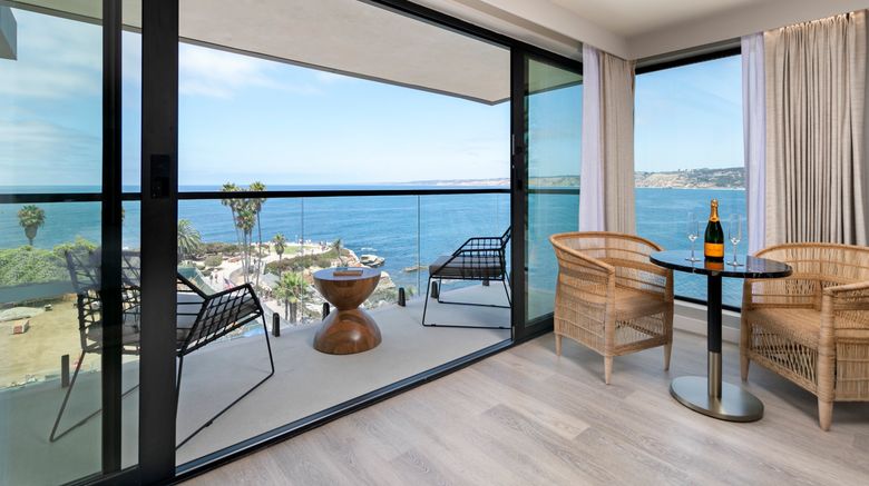 <b>La Jolla Cove Suites Suite</b>. Images powered by <a href="https://www.leonardoworldwide.com/" title="Leonardo Worldwide" target="_blank">Leonardo</a>.