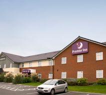 Premier Inn Market Harborough Exterior