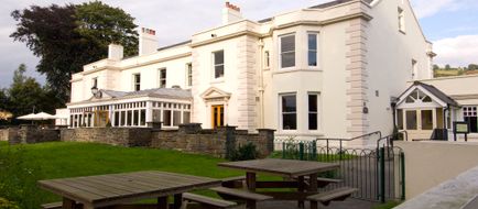 Premier Inn Merthyr Tydfil Exterior