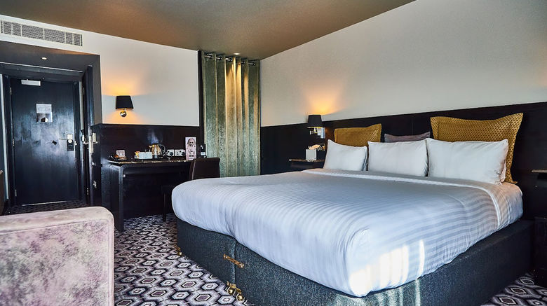<b>Vincent Hotel Room</b>. Images powered by <a href="https://www.leonardoworldwide.com/" title="Leonardo Worldwide" target="_blank">Leonardo</a>.