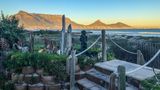 Leisure Bay Apartments Beach