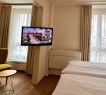 Platzhirsch Hotel & Bar Room