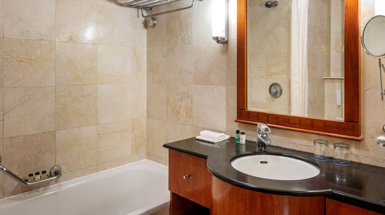 <b>Sheraton Djibouti Room</b>. Images powered by <a href="https://www.leonardoworldwide.com/" title="Leonardo Worldwide" target="_blank">Leonardo</a>.