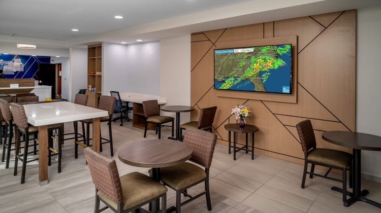 Holiday Inn Express Restaurant
