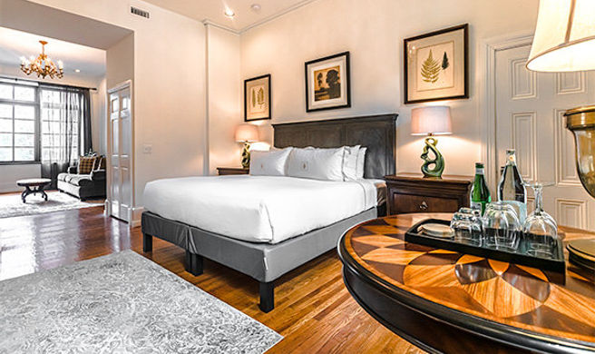 The DWIGHT D Hotel Room