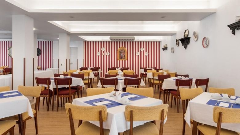 <b>Crisol Tres Pastorinhos Restaurant</b>. Images powered by <a href="https://www.leonardoworldwide.com/" title="Leonardo Worldwide" target="_blank">Leonardo</a>.
