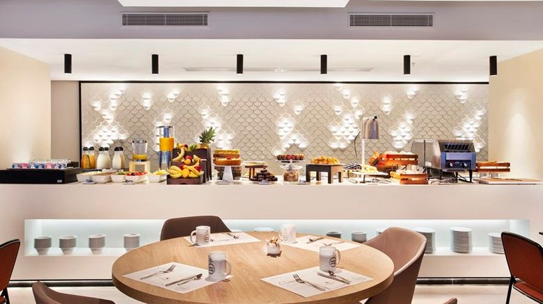 <b>Eurostars Guadalquivir Restaurant</b>. Images powered by <a href="https://www.leonardoworldwide.com/" title="Leonardo Worldwide" target="_blank">Leonardo</a>.