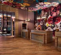SpringHill Suites by Marriott Downtown Lobby