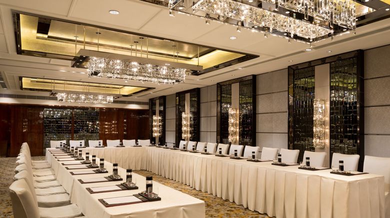 <b>The Ritz-Carlton, Hong Kong Meeting</b>. Images powered by <a href="https://www.leonardoworldwide.com/" title="Leonardo Worldwide" target="_blank">Leonardo</a>.