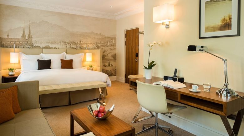 <b>Renaissance Lucerne Hotel Suite</b>. Images powered by <a href="https://www.leonardoworldwide.com/" title="Leonardo Worldwide" target="_blank">Leonardo</a>.