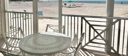 Island Inn Resort Hotel Exterior