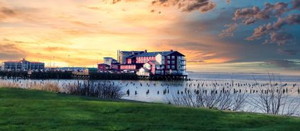 Cannery Pier Hotel & Spa Exterior