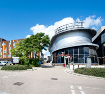 Premier Inn Milton Keynes (Theatre Dist) Exterior