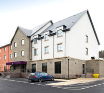 Premier Inn Monmouth hotel Exterior