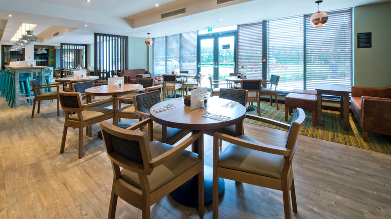 <b>Premier Inn Newbury Town South Restaurant</b>. Images powered by <a href="https://www.leonardoworldwide.com/" title="Leonardo Worldwide" target="_blank">Leonardo</a>.