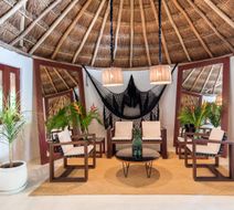 Hotel Esencia Lobby